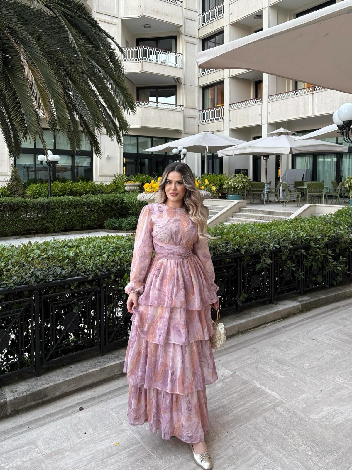 Sofia Elbise Pembe
